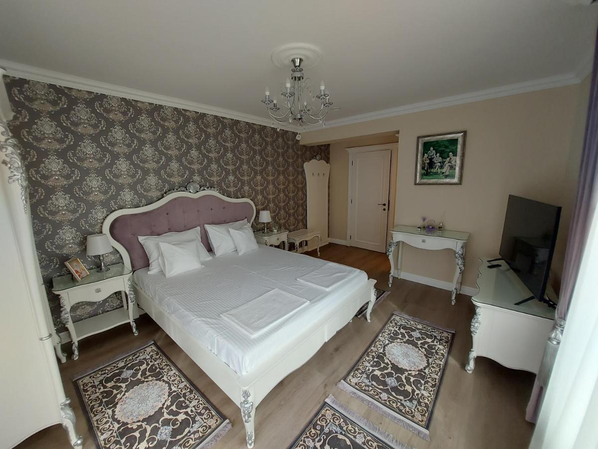 Conacul Poetilor Hotel Gura Râului Exterior foto